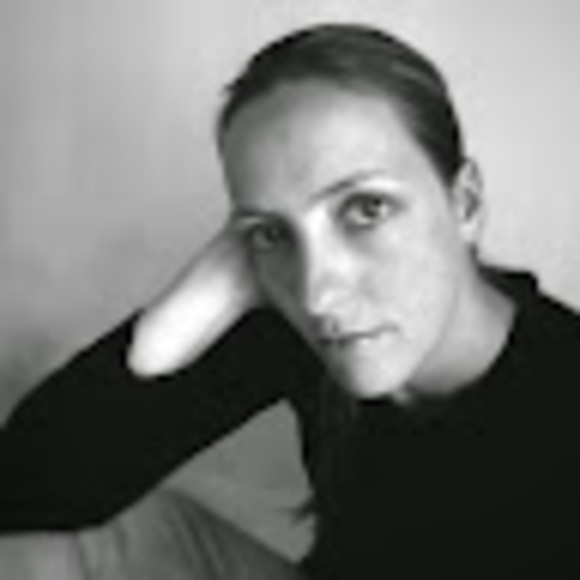 Meet your Posher, Claire - Picture 1 of 1